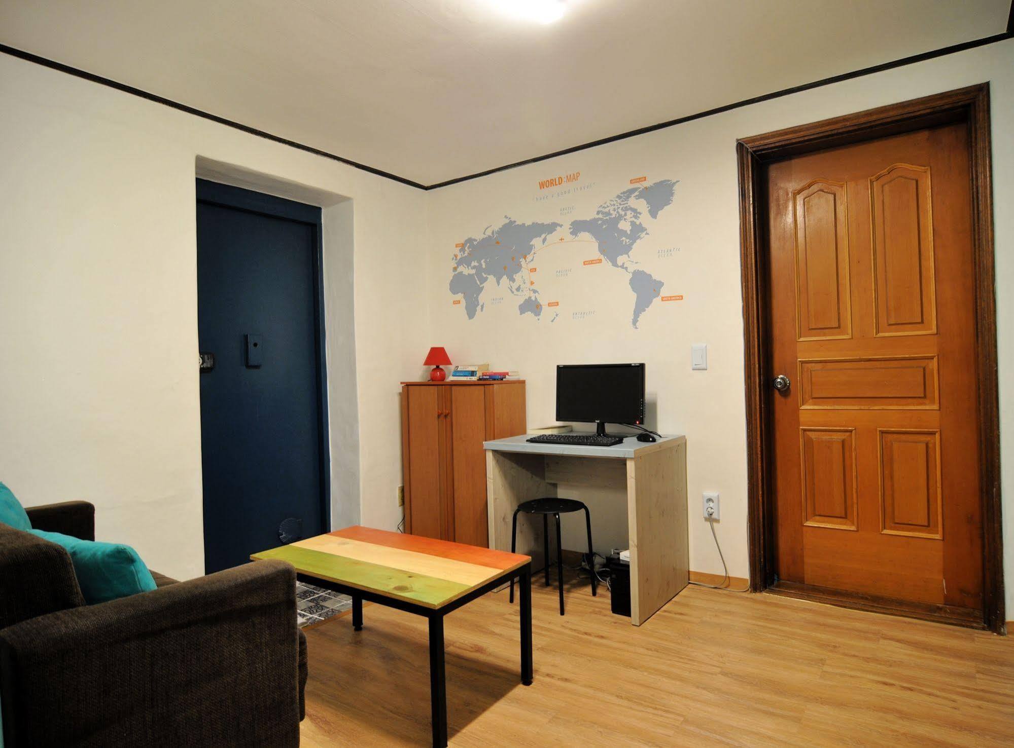 Hostel Backpackers Inside Soul Exteriér fotografie